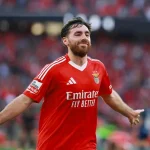 本菲卡3-0，22岁曼联弃将利剑出鞘，26岁希腊悍将梅开二度-足球比赛在线-足球比分网-足球论坛