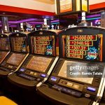 UNO对战技巧：如何利用颜色卡逆袭？-足球比赛在线-足球比分网-足球论坛